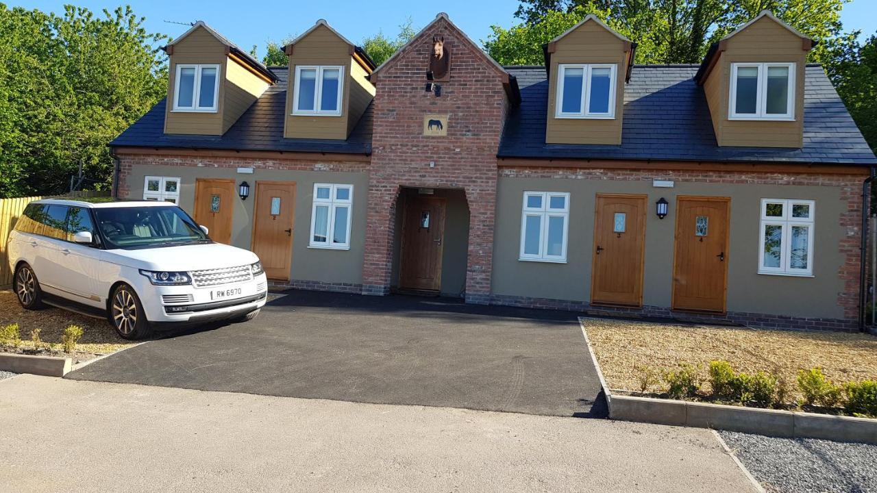 The Barn Courtyard Bed & Breakfast Shepshed Exterior photo